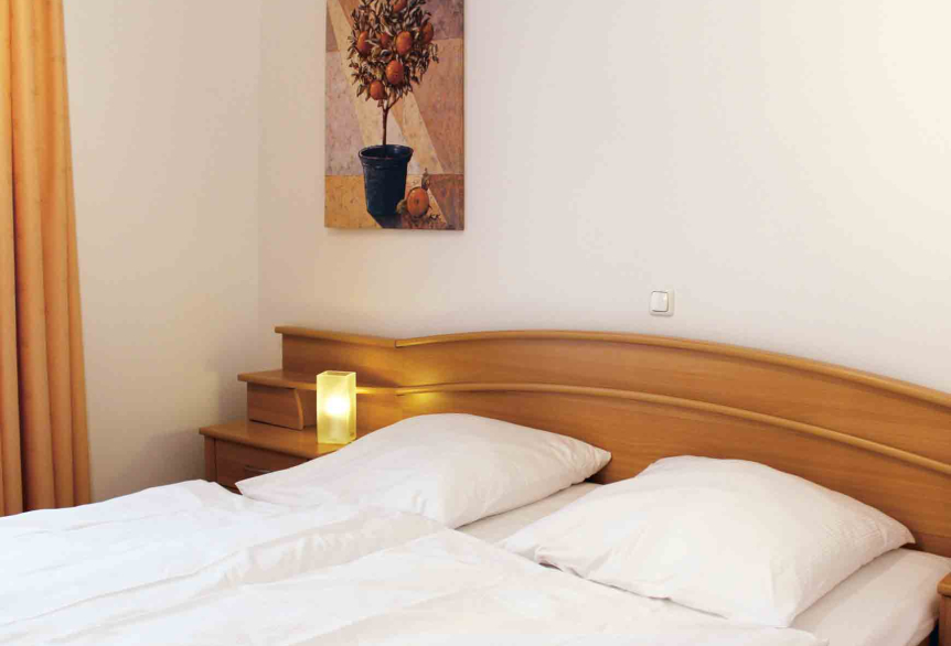 Entspannt Übernachten im Apartment an der SaarowTherme